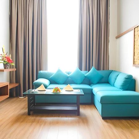 Ayola First Point Hotel Пеканбару Екстериор снимка
